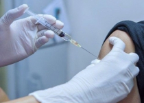 ۳۰۰ راننده تاکسی‌ در قم واکسن کرونا تزریق کردند