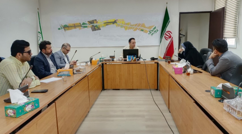 برگزاری کمیته توزیع عادلانه خدمات در منطقه ۲/ تأکید بر تملک بوستان بانوان و روشنایی مراکز تفریحی