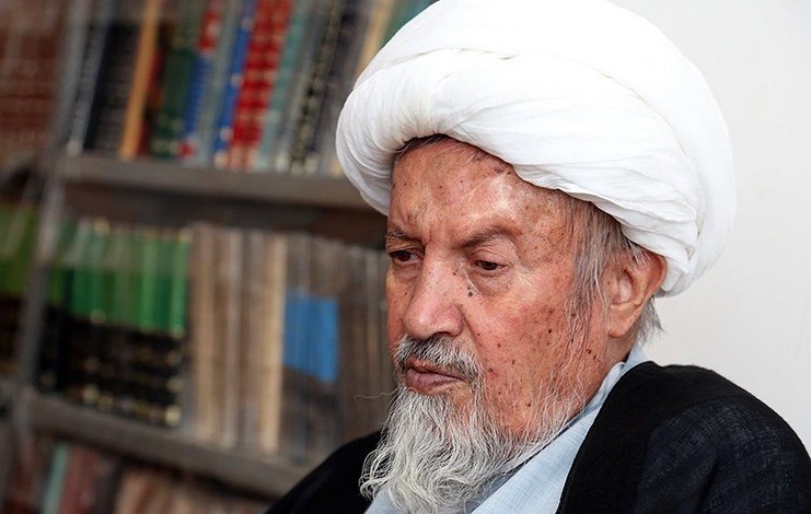 تیمی از پزشکان مجرب در حال درمان آیت الله مومن هستند/ گزارش وضعیت آیت الله مومن به شخص وزیر