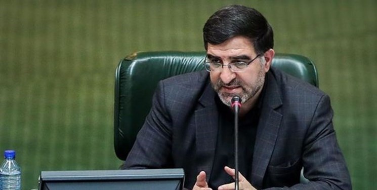 درآمد 40 هزار میلیارد تومانی طرح یک لیتر بنزین به هر ایرانی/ انتقاد روحانی از دولتش معنا ندارد