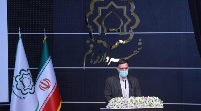 دولت نسبت به پرداخت مطالبات شهرداری قم اهتمام داشته باشد/ رفع محرومیت‌های قم نیازمند کمک دولت است
