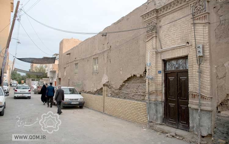انتقاد از سیاست‌های نادرست در زمینه بافت فرسوده/با وجود بیش از ۱۵۰۰ هکتار بافت فرسوده، نباید به دنبال زمین برای احداث مسکن در قم بود