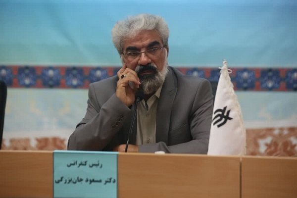  نگاهی به اثرات تربیت معنوی در خانواده
