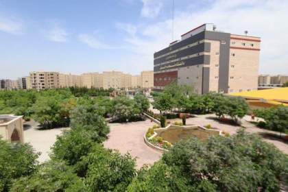 تحصیل 3 هزار و 800 دانشجو در دانشگاه شهاب دانش قم