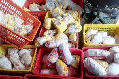 مرغ تولیدی در استان قم با قیمت تنظیم بازار توزیع می‌شود