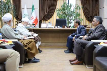 جلسه مشترک شهردار قم و رئیس مجمع نمایندگان استان قم برگزار شد  <img src="/images/picture_icon.png" width="16" height="16" border="0" align="top">
