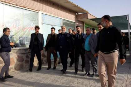 بازدید شهردار قم از روند خدمت رسانی در پارکسوار شمالی  <img src="/images/picture_icon.png" width="16" height="16" border="0" align="top">