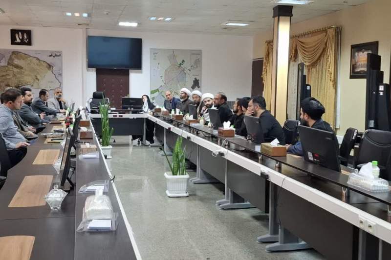 نشست مشترک پژوهشکده مطالعات راهبردی حوزه و روحانیت با سازمان فناوری اطلاعات و ارتباطات شهرداری قم