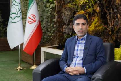 راه اندازی سامانه خورشیدی تقاطع بلوار بهشتی و خیابان مطهری
