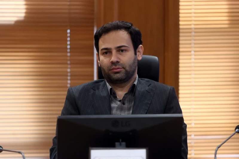 ۱۲ هزار تن آسفالت حیاط مدارس قم؛ وقتی شهرداری از مسئولیت فراتر می‌رود