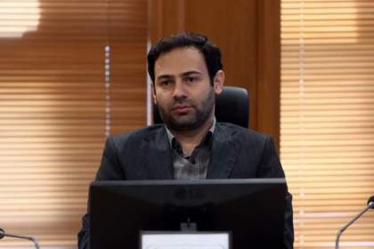 ۱۲ هزار تن آسفالت حیاط مدارس قم؛ وقتی شهرداری از مسئولیت فراتر می‌رود