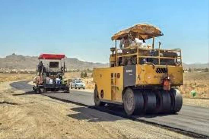 طرح بهسازی محور روستایی قبادبزن – میم شهرستان کهک عملیاتی شد