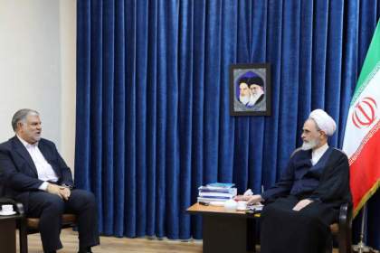 آیت‌الله اعرافی: آمادگی حوزه علمیه برای کمک بیشتر به مدیران شهری