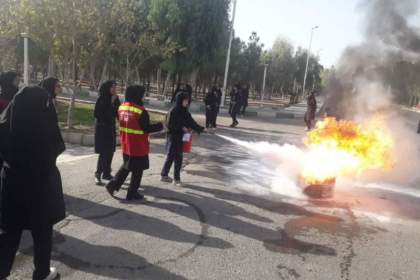 اجرای طرح آموزشی «مدرسه آماده، شهر تاب‌آور» در مدارس متوسطه قم