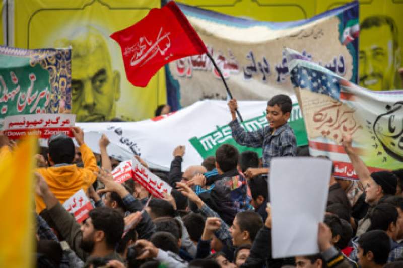 جامعه مدرسین: ۱۳ آبان، نماد استکبار ستیزی و مبارزه با آمریکاست