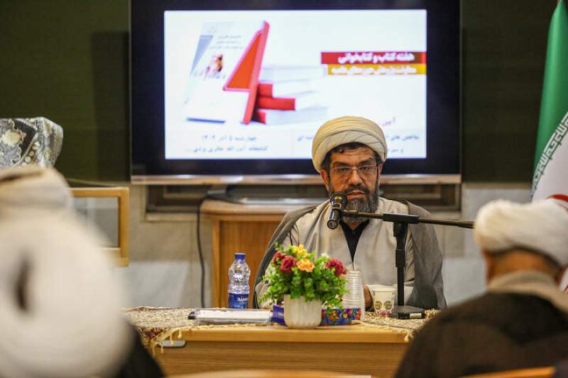 حوزه باید پاسدار اسلام انقلابی بماند