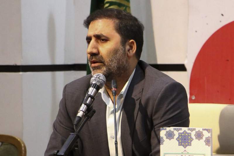 بازخوانی اندیشه امام و رهبری؛ راه نجات مفهوم انقلابی‌گری از تداخل نظر و عمل