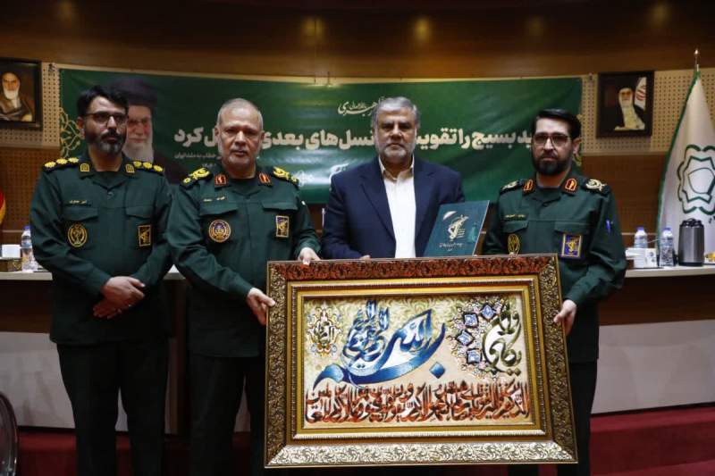 تقدیر فرمانده سپاه امام علی بن ابی طالب(ع) از شهردار کلانشهر قم