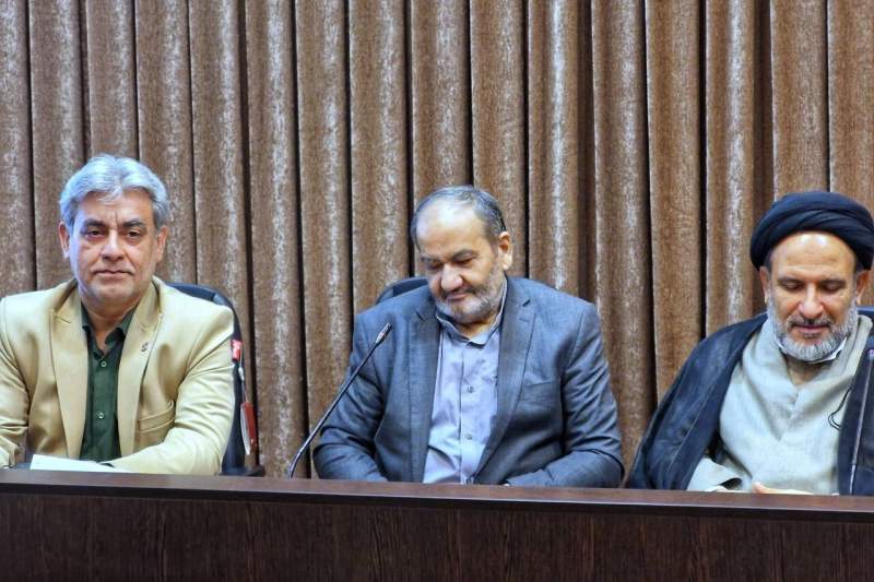 حوزه‌های علمیه در اصلاح قوانین معلولان پیش‌گام شوند