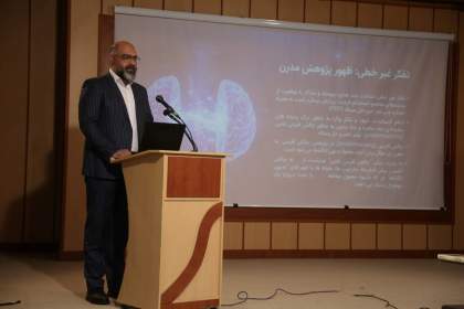 گذار از تفکر خطی به تفکر غیرخطی، شرط پژوهش مدرن و حل مسائل پیچیده است